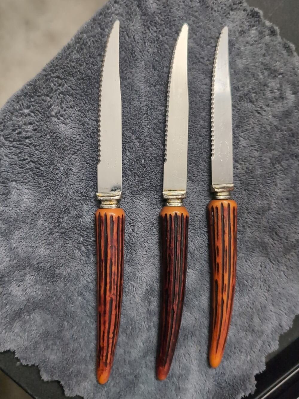 Vintage Bakelite Lot (3) Knives Lifetime Cutlery Stainless Steel Rare Kitchen